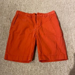 Tommy Hilfiger size 32 shorts. Lobster red in color. Classic fit.